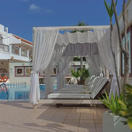 Bella Elena By Estia Hotel apartamentowy