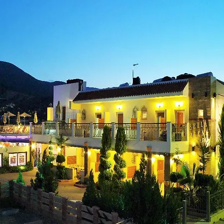 Hotel apartamentowy Bella Elena By Estia Mália